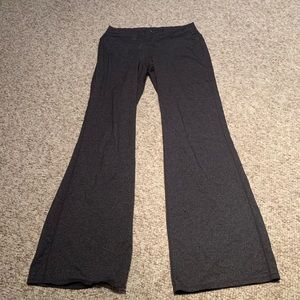 ATHLETA Yoga Flare Flap Pocket Boot Gray Medium